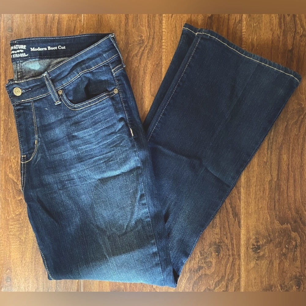 Levi’s Strauss Signature Women’s Modern Boot Cut Jeans